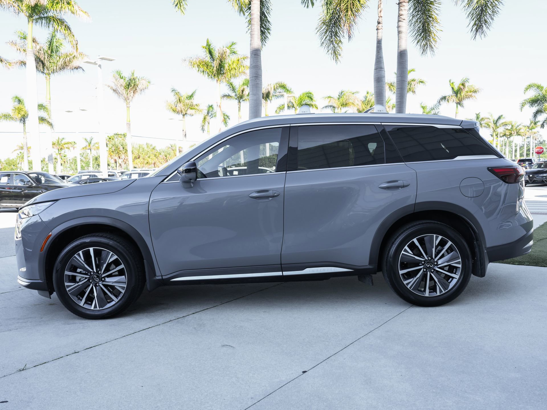 Certified 2026 INFINITI QX60 Luxe w/ Cargo Package FWD image 21