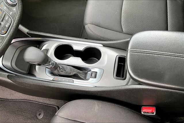 Used 2024 Chevrolet Malibu LT FWD image 17