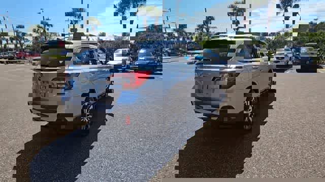 Used 2019 Subaru Outback 2.5i Limited w/ Popular Package #2 image 8