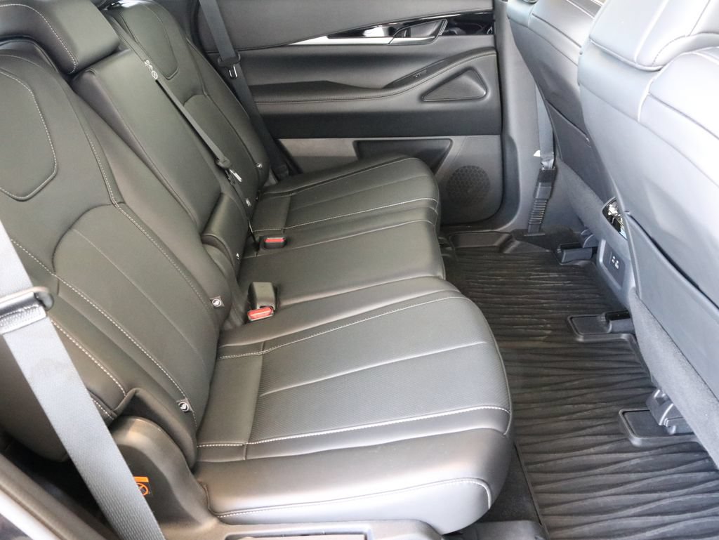 Certified 2025 INFINITI QX60 Pure AWD/4WD image 42