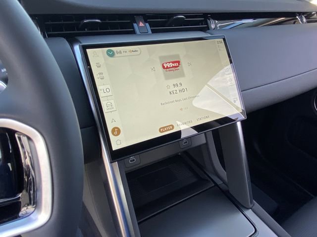 New 2025 Land Rover Discovery Sport S AWD/4WD image 10
