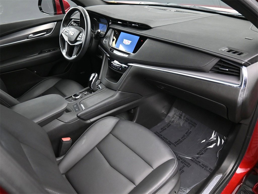 Certified 2023 Cadillac XT5 Luxury image 11