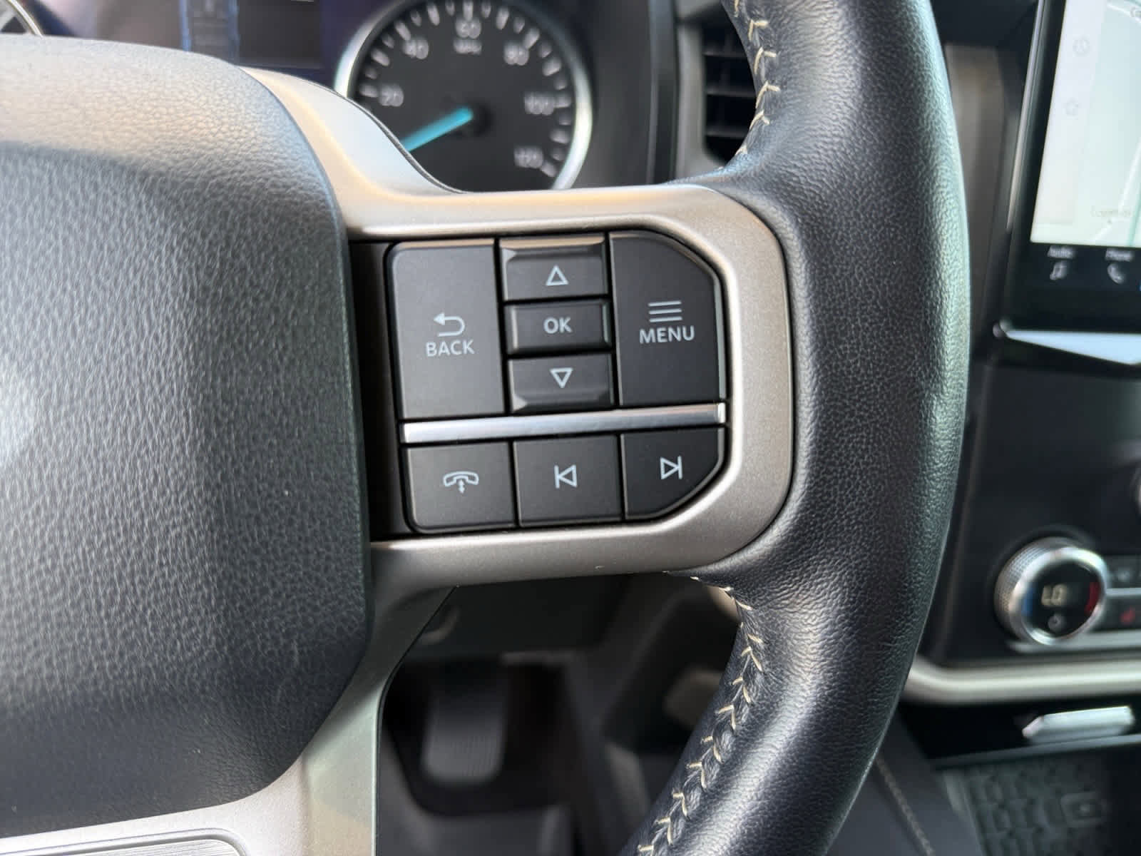 Used 2022 Ford Expedition XLT RWD image 22