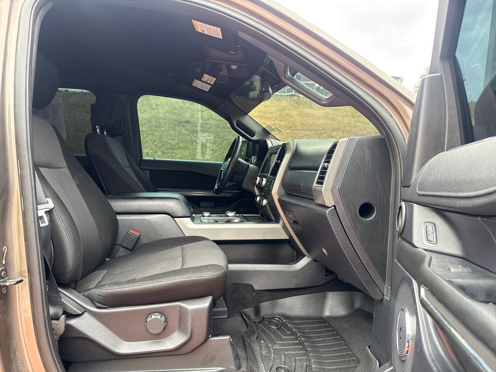 Used 2019 Ford Expedition Max XLT AWD/4WD image 29