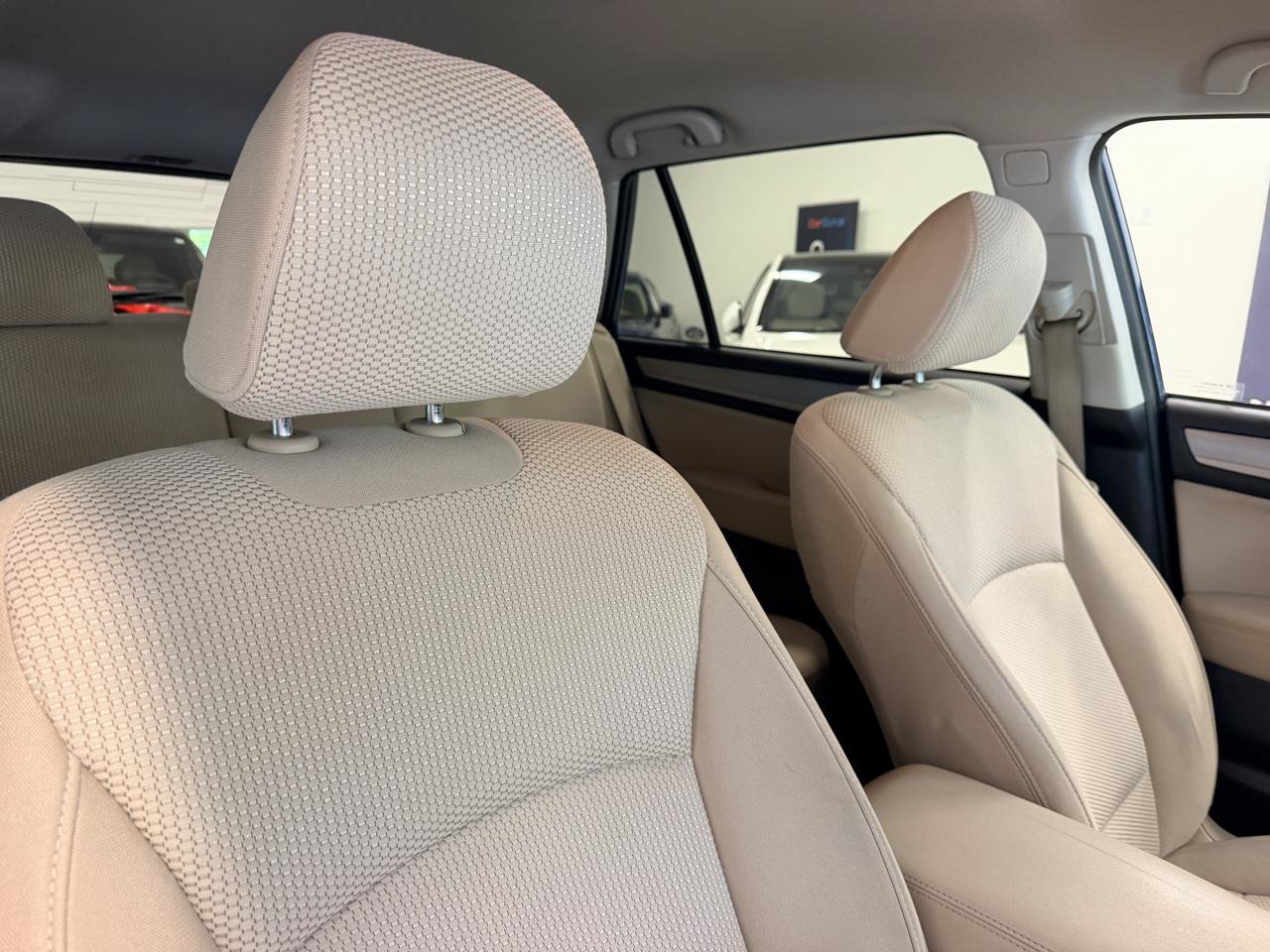 Used 2017 Subaru Outback 2.5i Premium AWD/4WD image 25