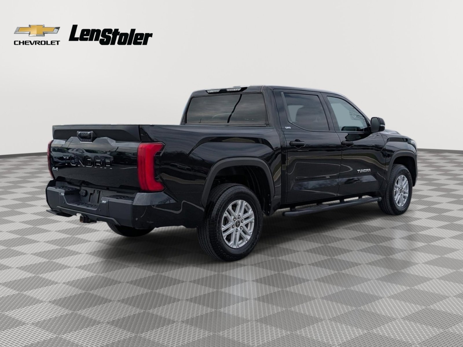 Used 2023 Toyota Tundra SR5 w/ SR5 Convenience Package image 5