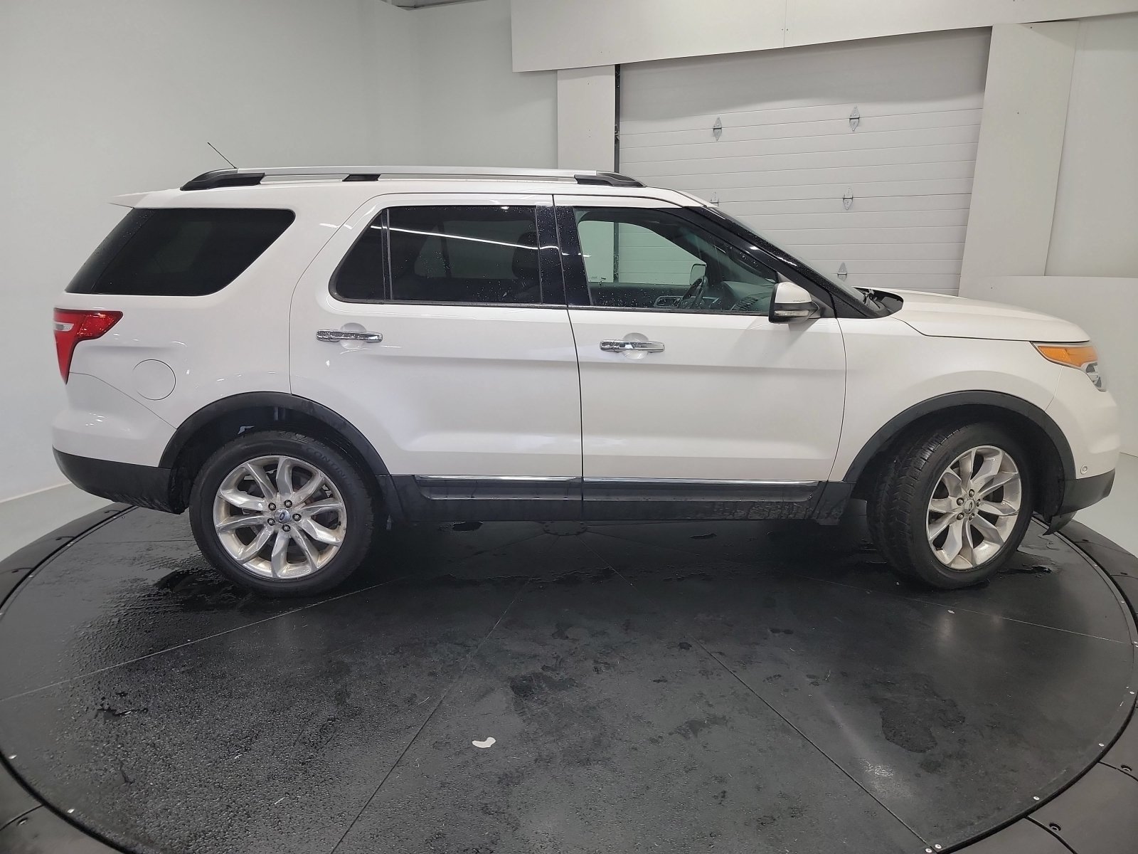 Used 2011 Ford Explorer Limited w/ 302A Rapid Spec Order Code AWD/4WD image 11