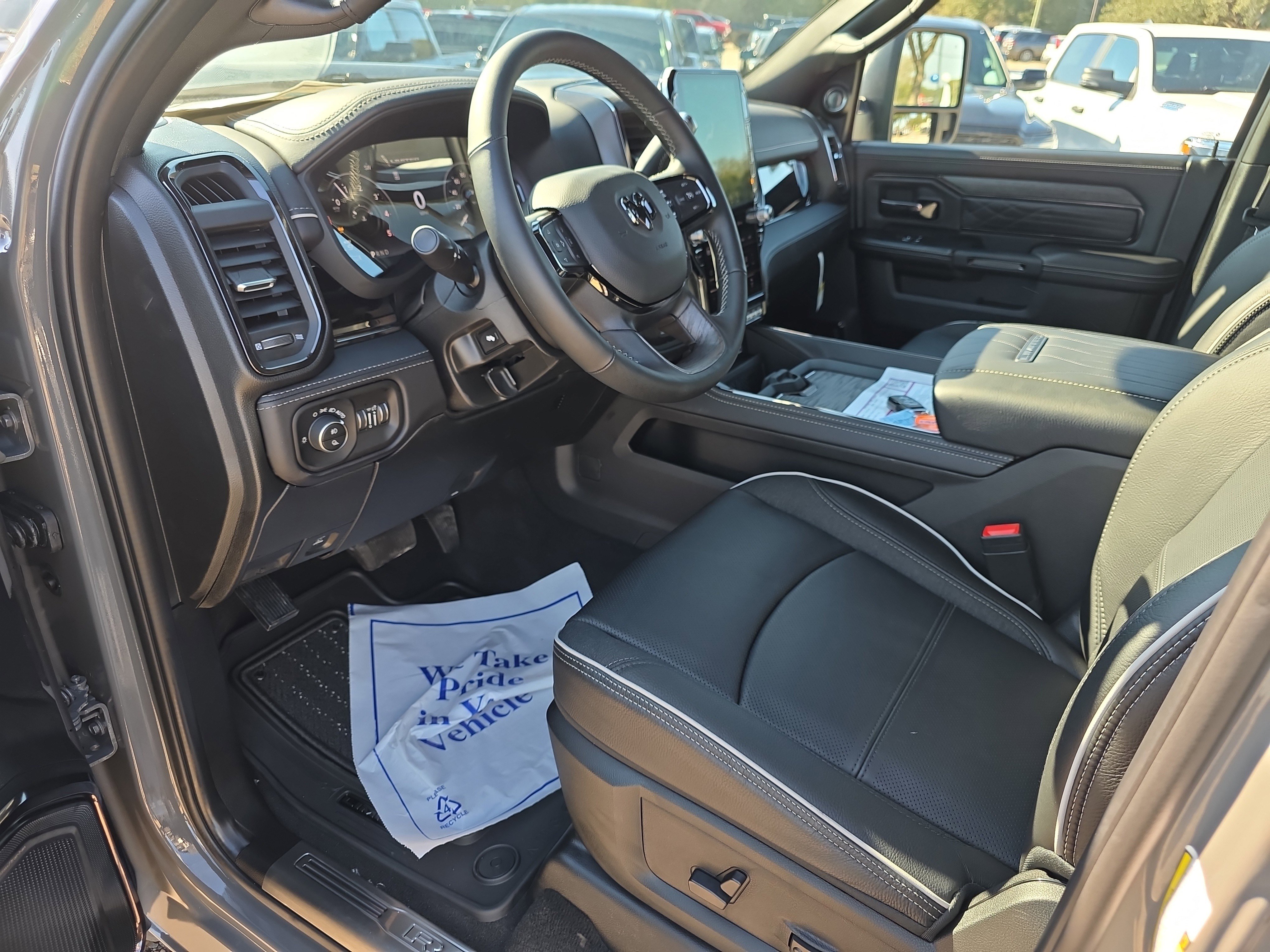 New 2026 RAM 3500 Limited image 10