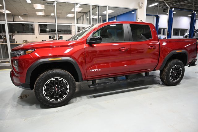 New 2026 GMC Canyon AT4 w/ Technology Plus Package image 9
