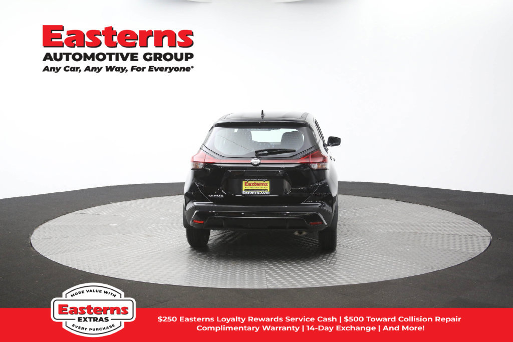 Used 2024 Nissan Kicks S FWD image 37