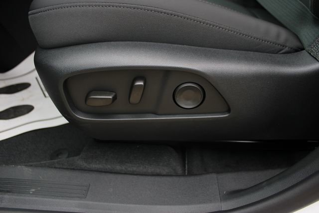 New 2026 GMC Terrain AT4 AWD/4WD image 3