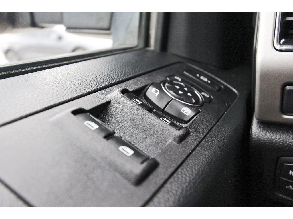 Used 2019 Ford F250 Lariat w/ FX4 Off-Road Package AWD/4WD image 20