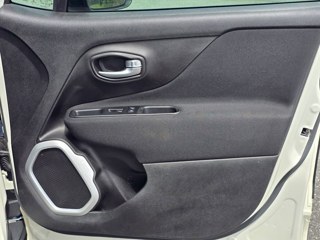 Used 2019 Jeep Renegade Sport image 46