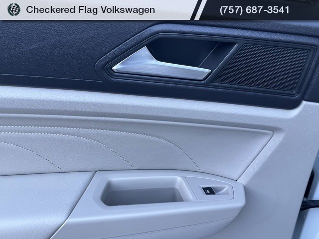 Used 2022 Volkswagen Atlas SE w/ Panoramic Sunroof Package image 29
