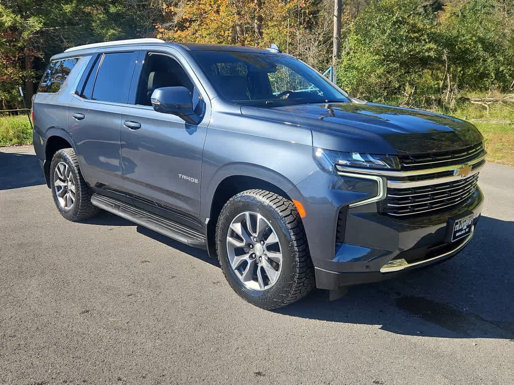 Used 2021 Chevrolet Tahoe LT w/ Luxury Package AWD/4WD image 7