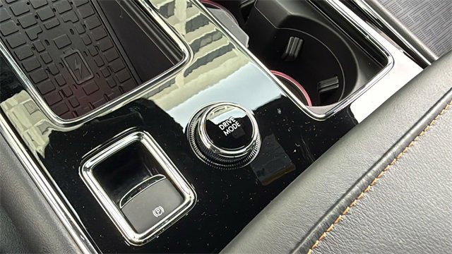 New 2025 Lincoln Aviator Black Label w/ Black Label Special Edition image 25