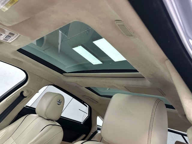 Used 2015 Jaguar XJ L Portfolio AWD/4WD image 37