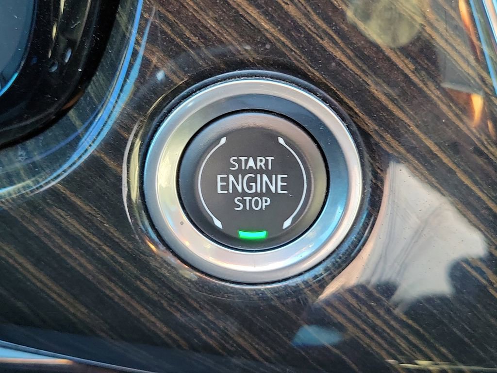 Used 2020 Cadillac XT6 Premium Luxury image 30