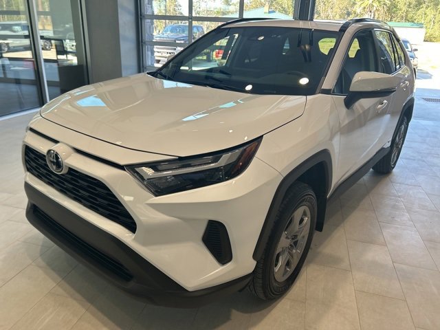New 2025 Toyota RAV4 XLE w/ Convenience Package