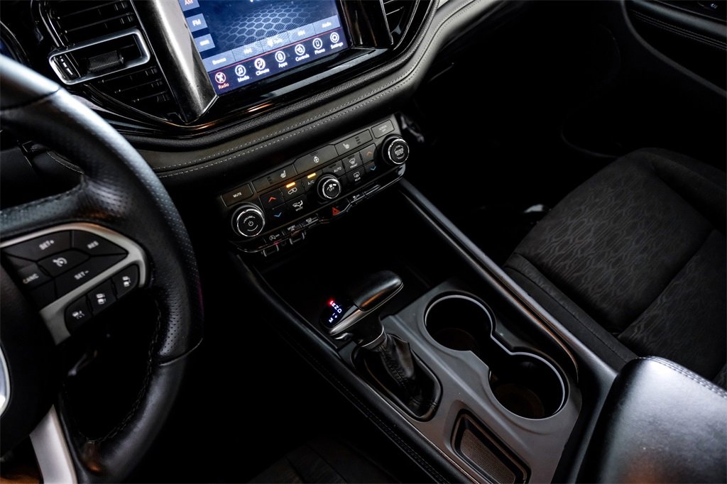 Used 2024 Dodge Durango SXT w/ SXT Blacktop Group image 24