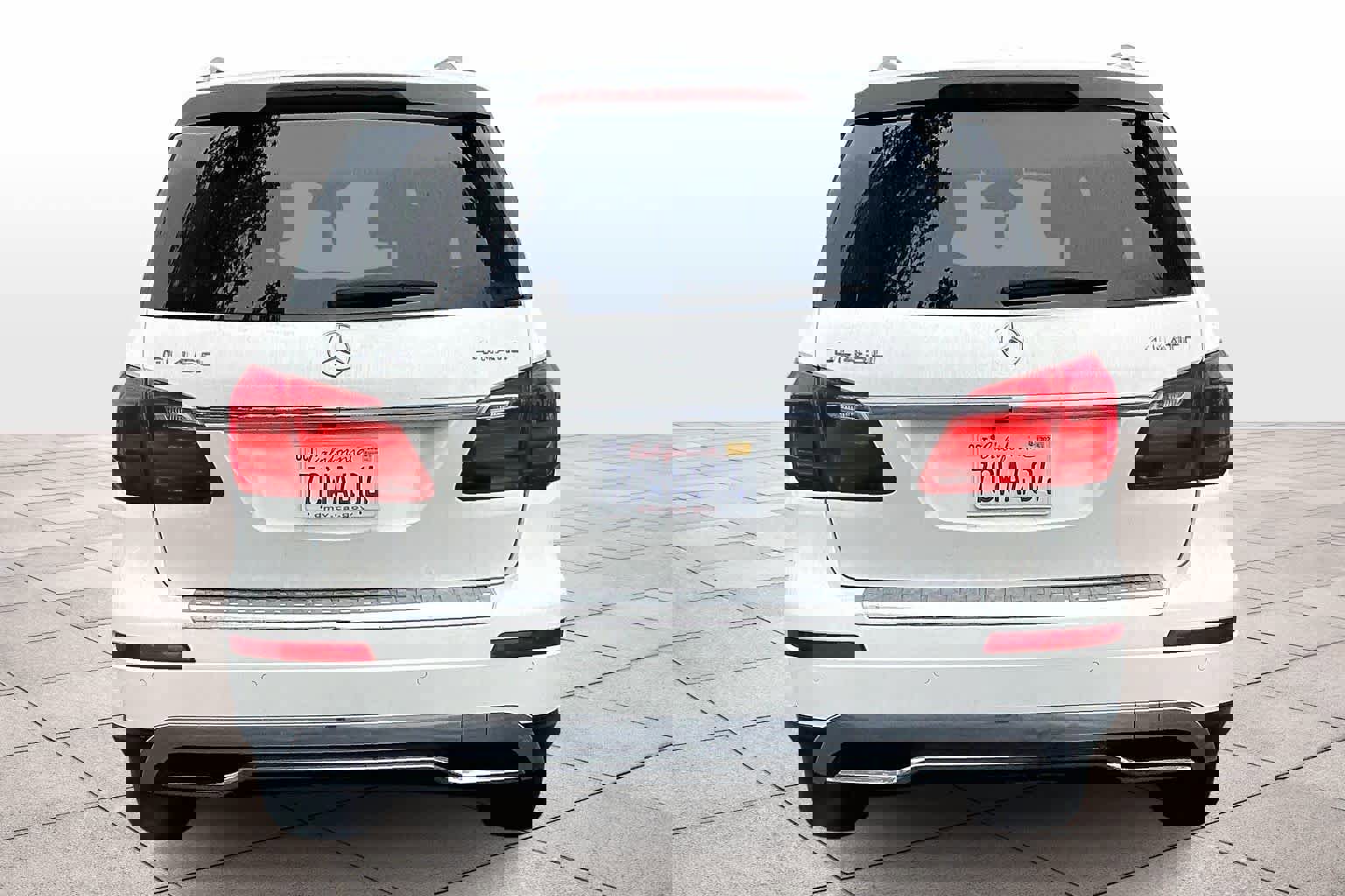 Used 2014 Mercedes-Benz GL 450 4MATIC image 7