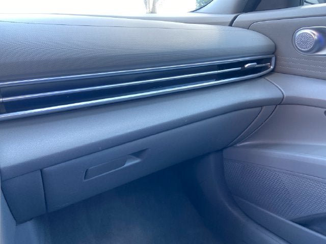 Used 2023 Hyundai Elantra Blue FWD image 37