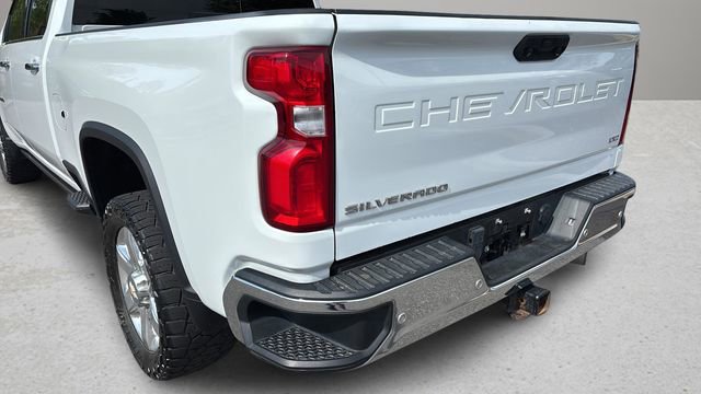 Used 2022 Chevrolet Silverado 2500 LTZ w/ LTZ Plus Package image 38