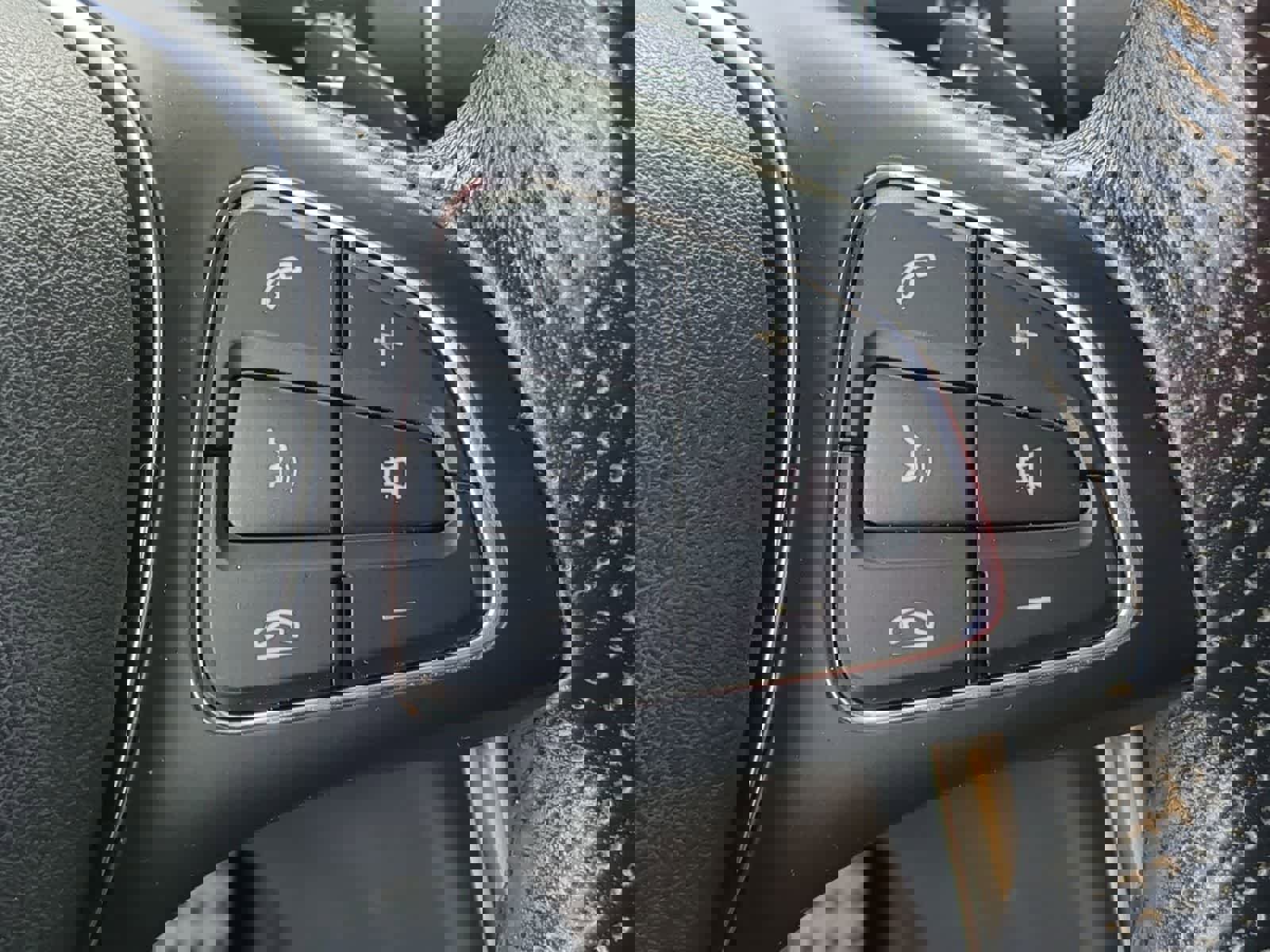 Used 2019 Mercedes-Benz GLC 300 4MATIC image 24