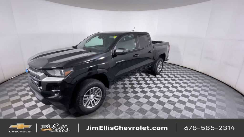 Certified 2023 Chevrolet Colorado LT w/ LT Convenience Package image 7
