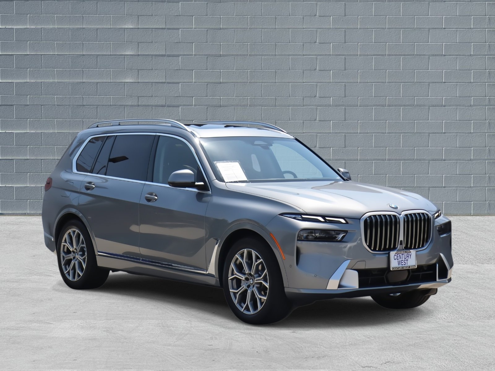 Used 2025 BMW X7 xDrive40i w/ Premium Package