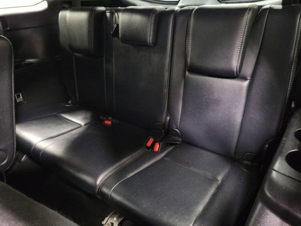 Used 2018 Toyota Highlander SE image 22