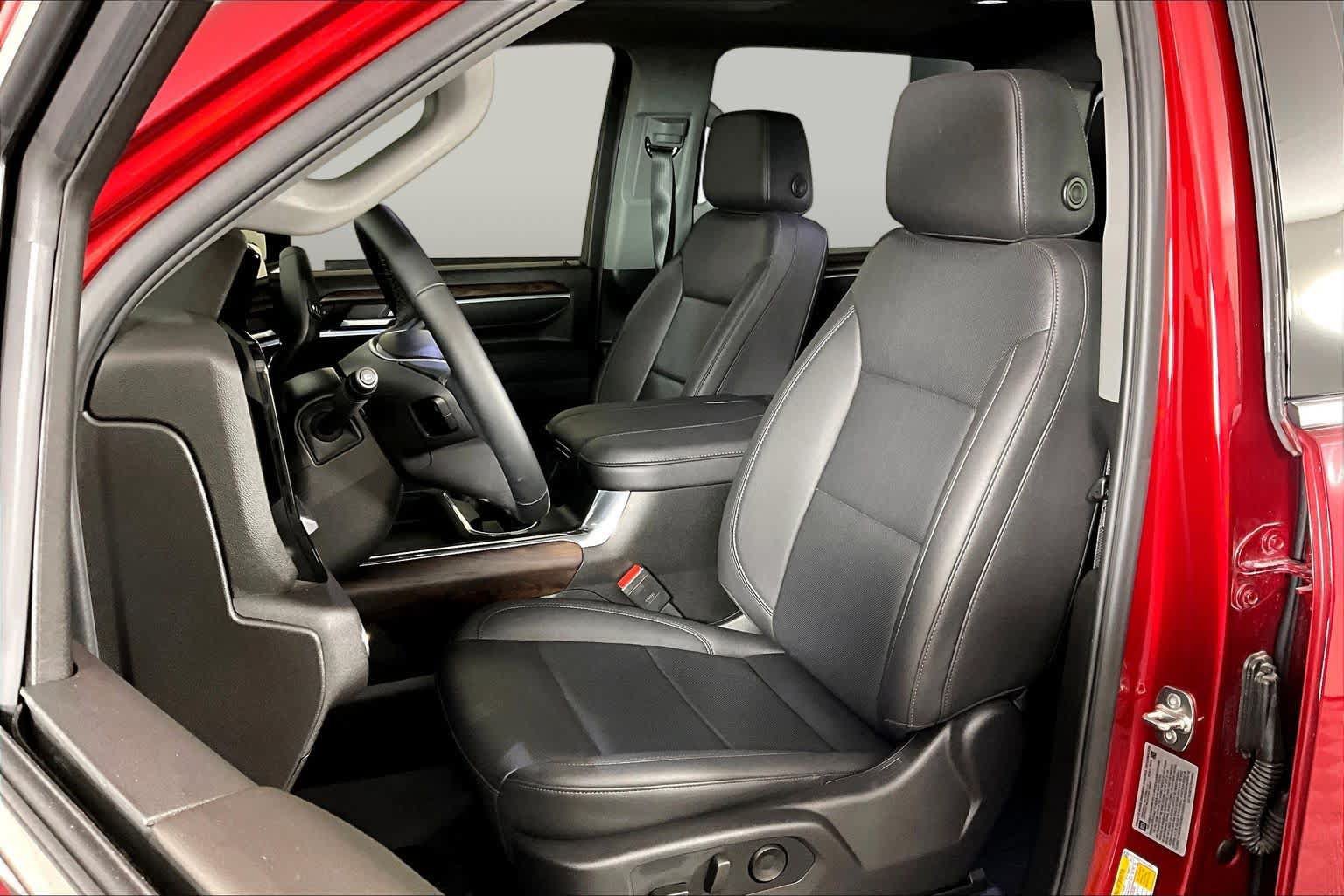 Certified 2026 GMC Sierra 2500 SLT w/ Texas SLT Premium Package AWD/4WD image 8