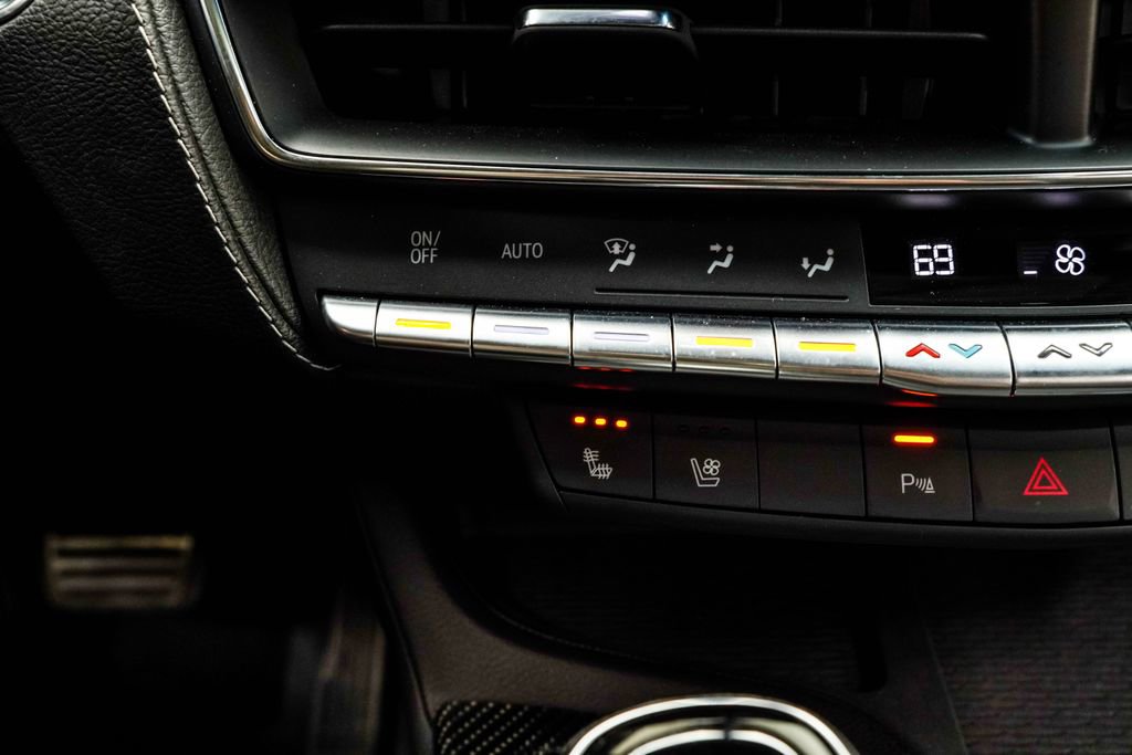 Used 2023 Cadillac CT5 V Blackwing w/ LPO, Bronce Accent Package RWD image 29