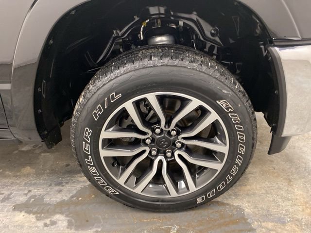 Used 2025 RAM 1500 Limited AWD/4WD image 33