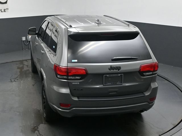 Used 2021 Jeep Grand Cherokee Laredo AWD/4WD image 56