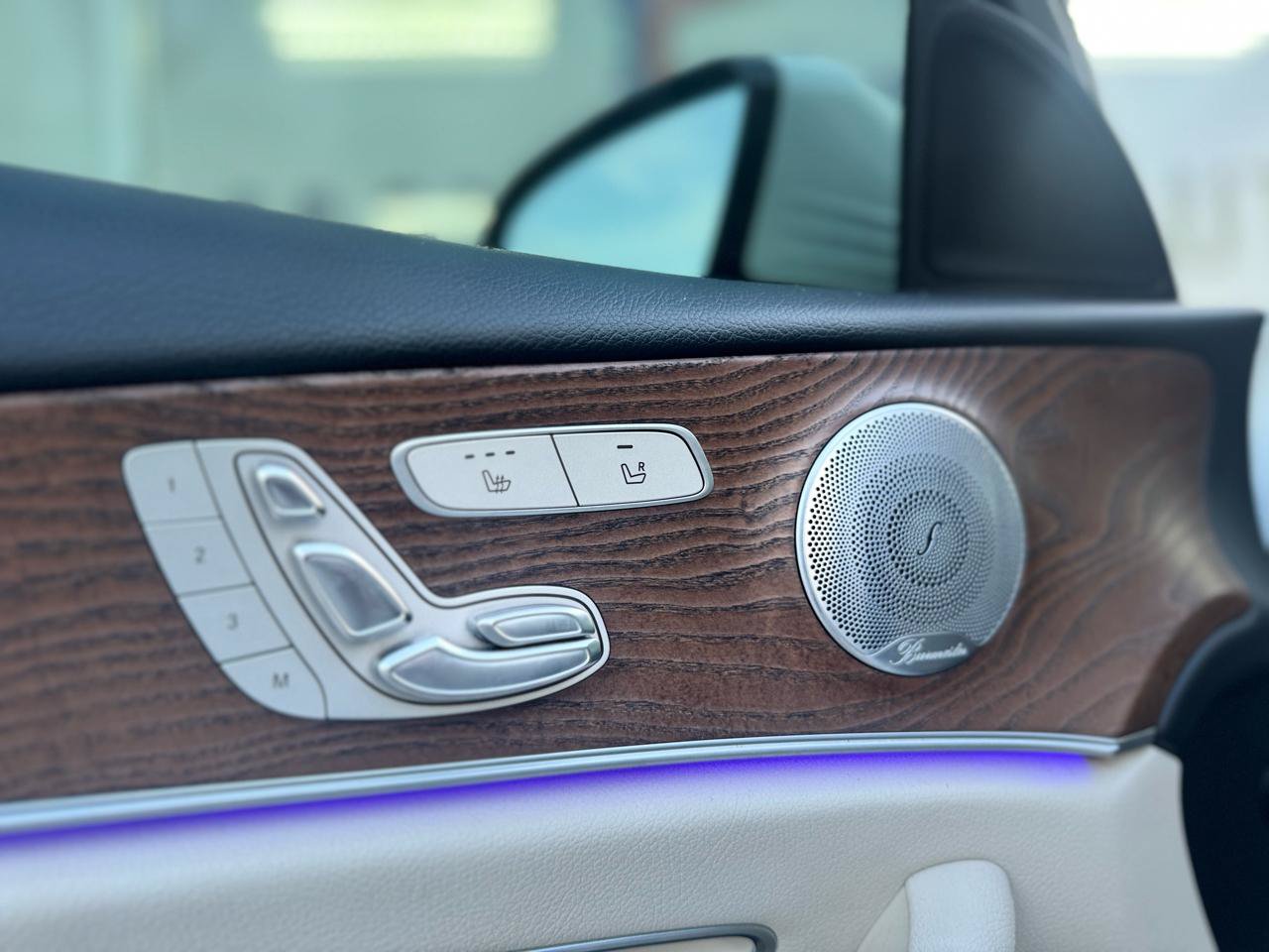 Used 2017 Mercedes-Benz E 300 w/ Premium 1 Package image 43