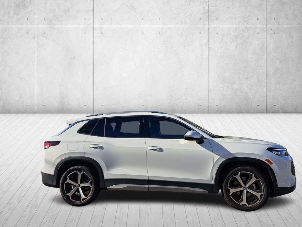 New 2026 Volkswagen Tiguan SE image 4