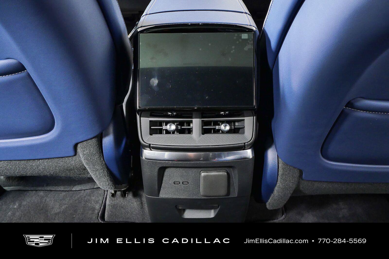 New 2026 Cadillac Vistiq Premium Luxury AWD/4WD image 19