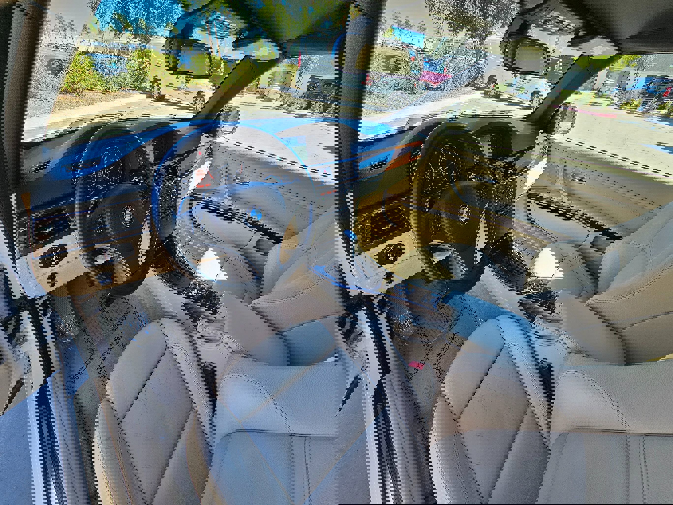 Used 2011 BMW 328i Convertible image 18