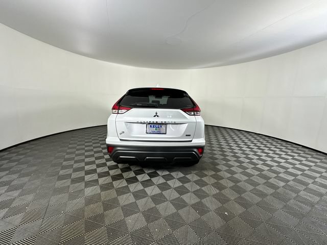 Used 2024 Mitsubishi Eclipse Cross LE AWD/4WD image 8