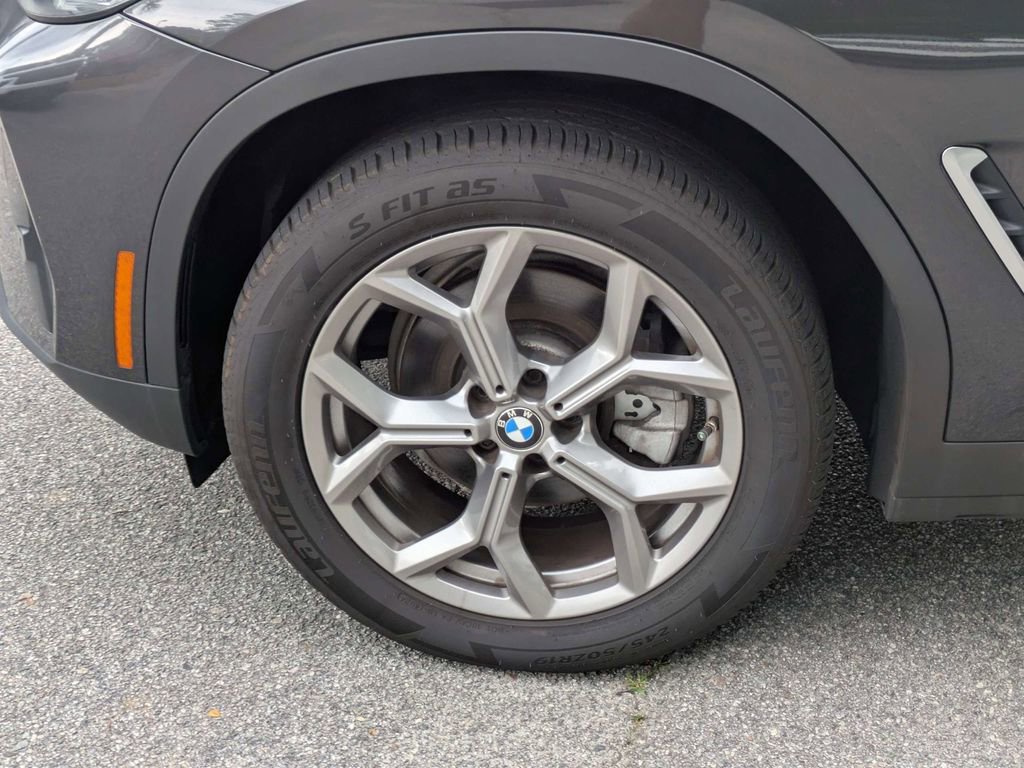 Used 2022 BMW X3 xDrive30i AWD/4WD image 11