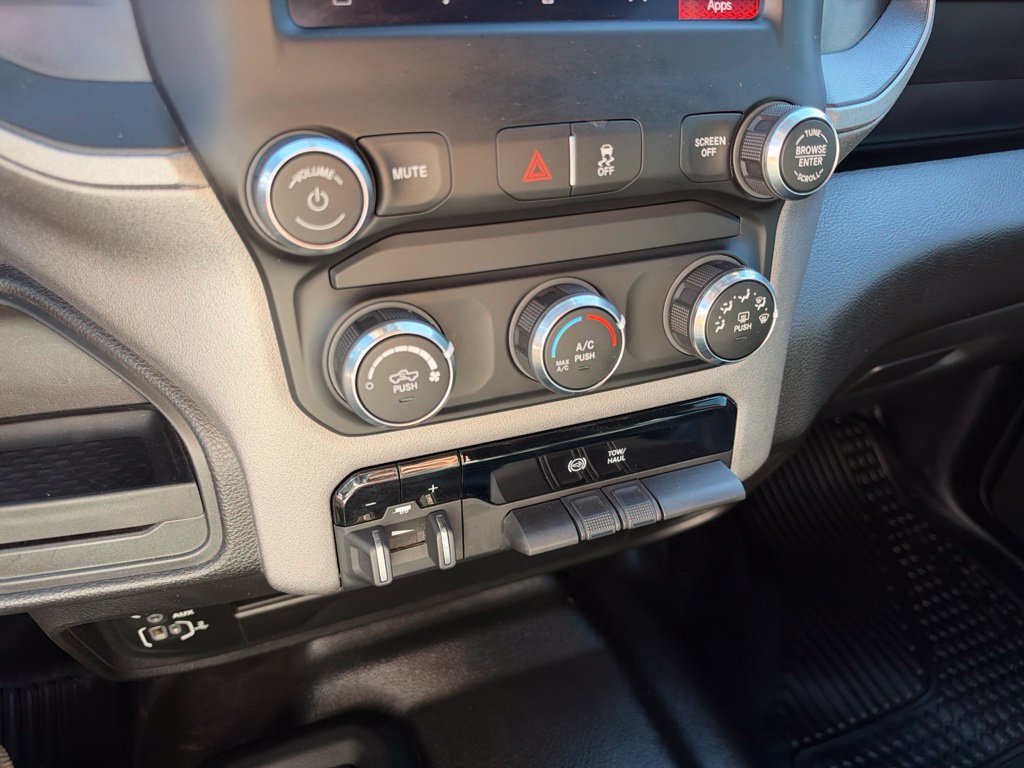 Used 2024 RAM 3500 Tradesman AWD/4WD image 24