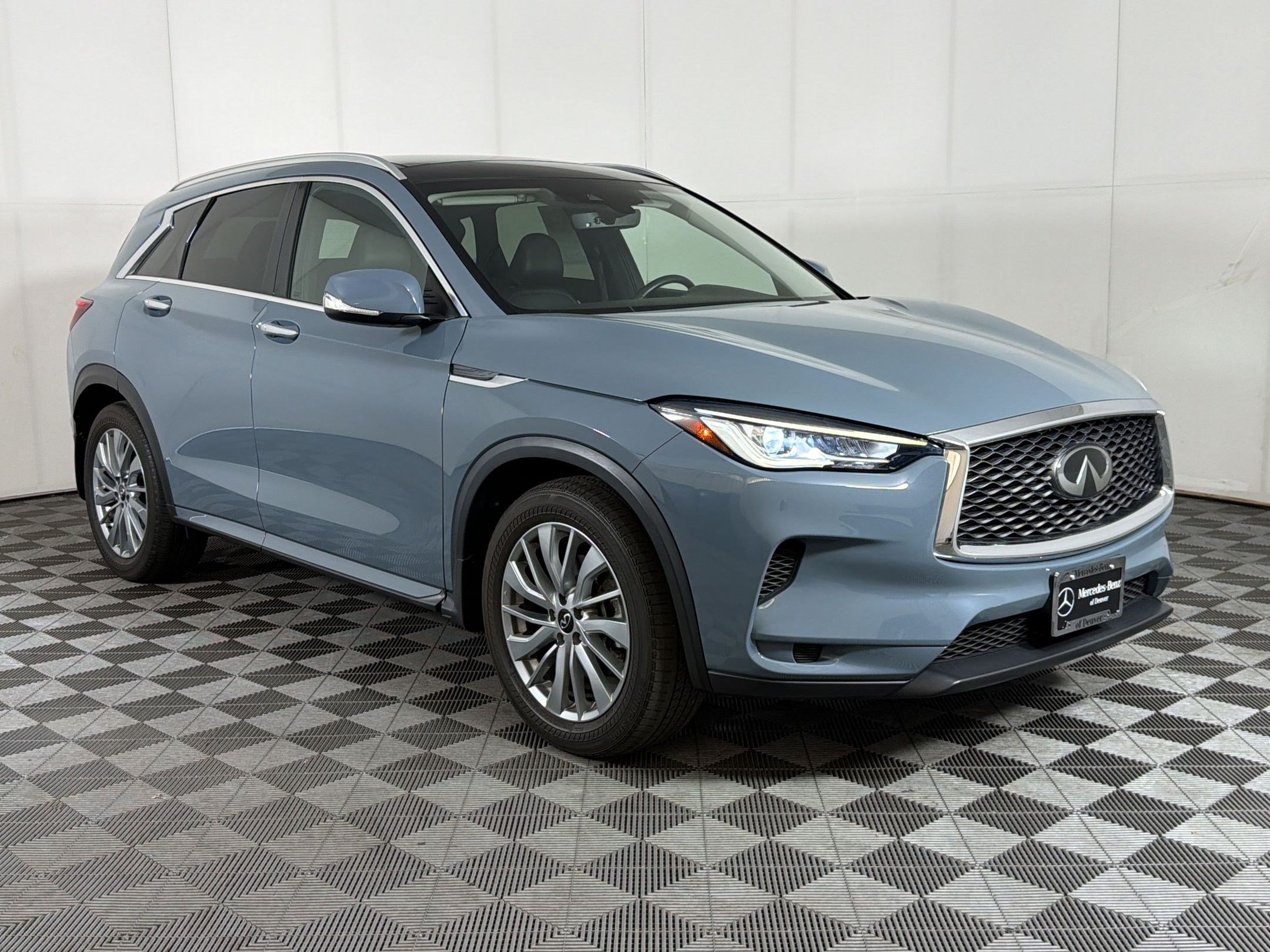 Used 2023 INFINITI QX50 Luxe AWD/4WD image 7