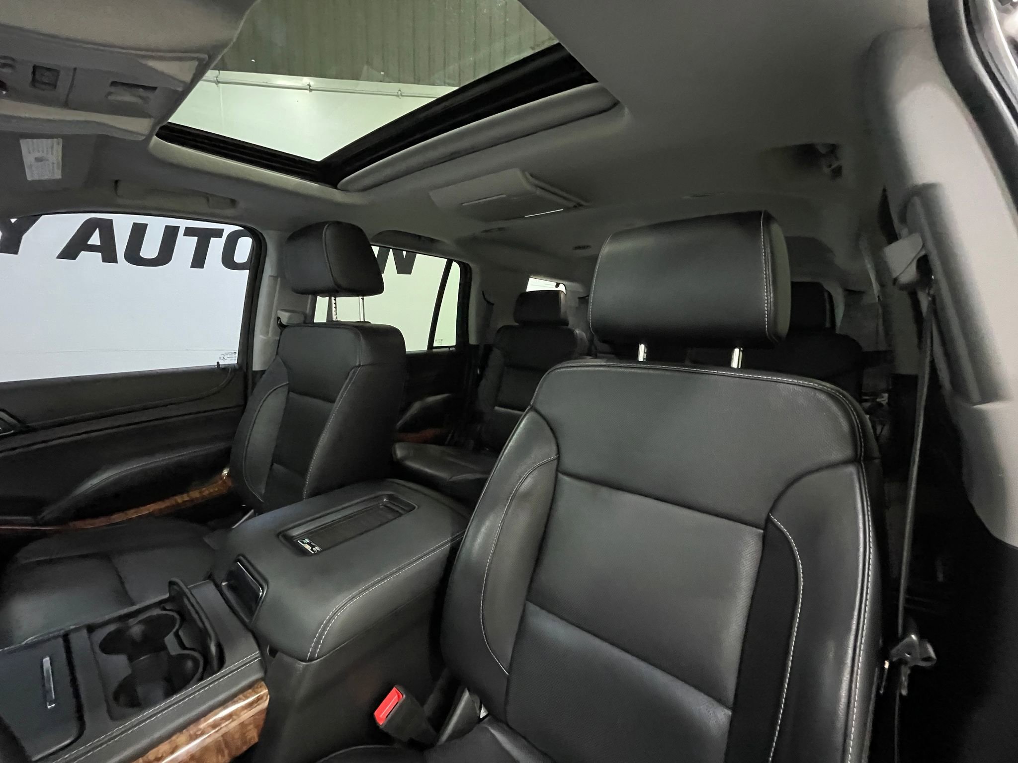 Used 2019 Chevrolet Tahoe Premier AWD/4WD image 14