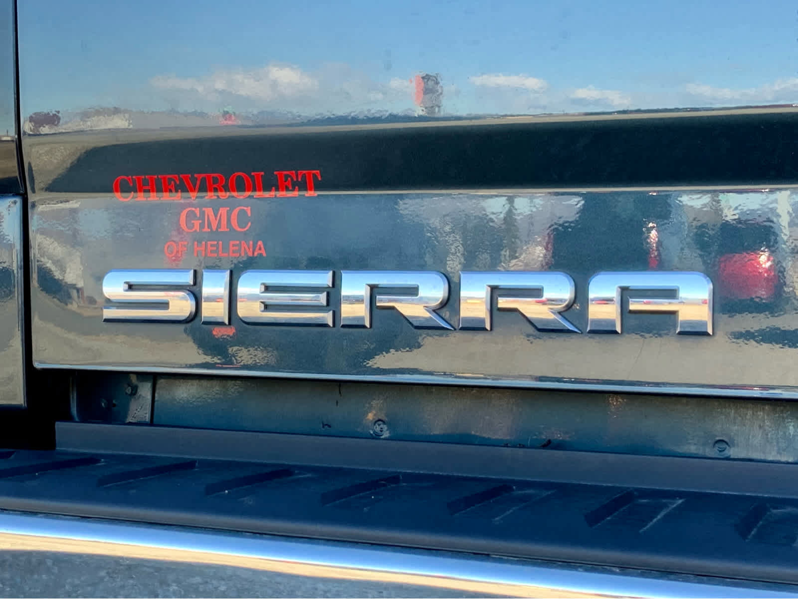 Used 2018 GMC Sierra 1500 SLT w/ SLT Preferred Package image 21