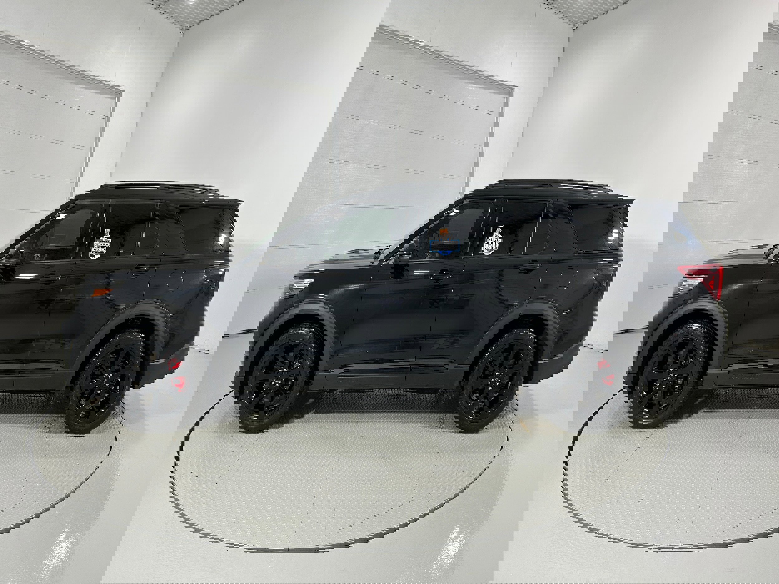 Used 2021 Ford Explorer ST w/ Equipment Group 401A image 21