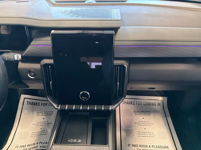 Used 2025 GMC Acadia AT4 w/ LPO, Floor Liner Package AWD/4WD image 27