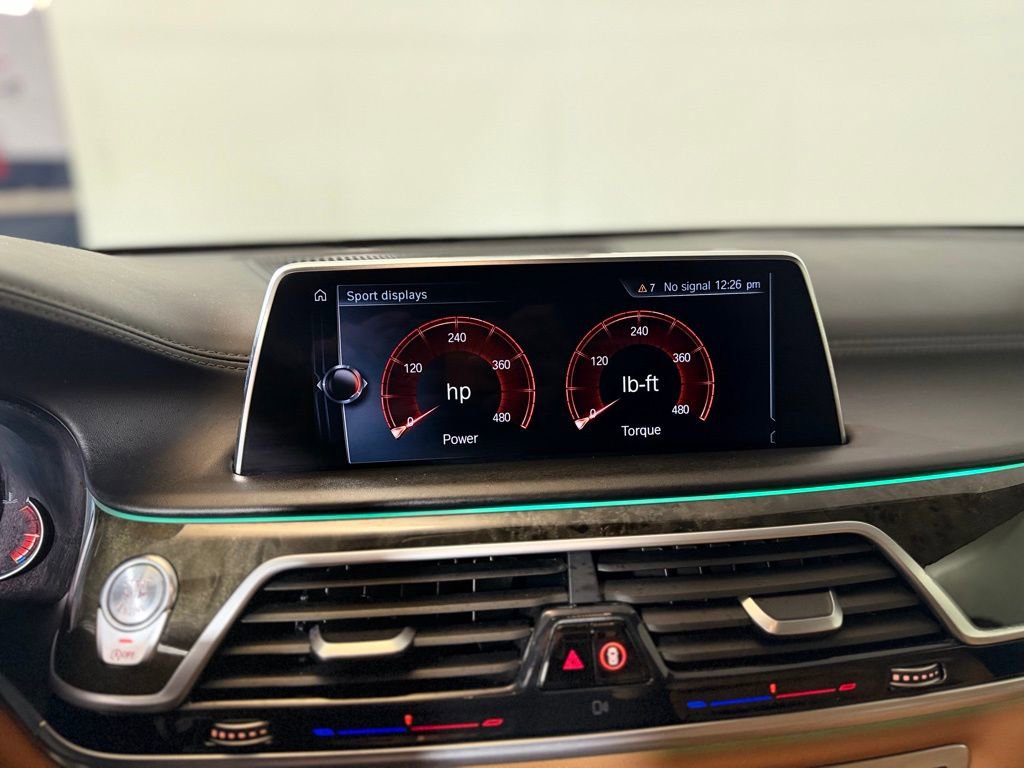 Used 2016 BMW 750i xDrive image 17