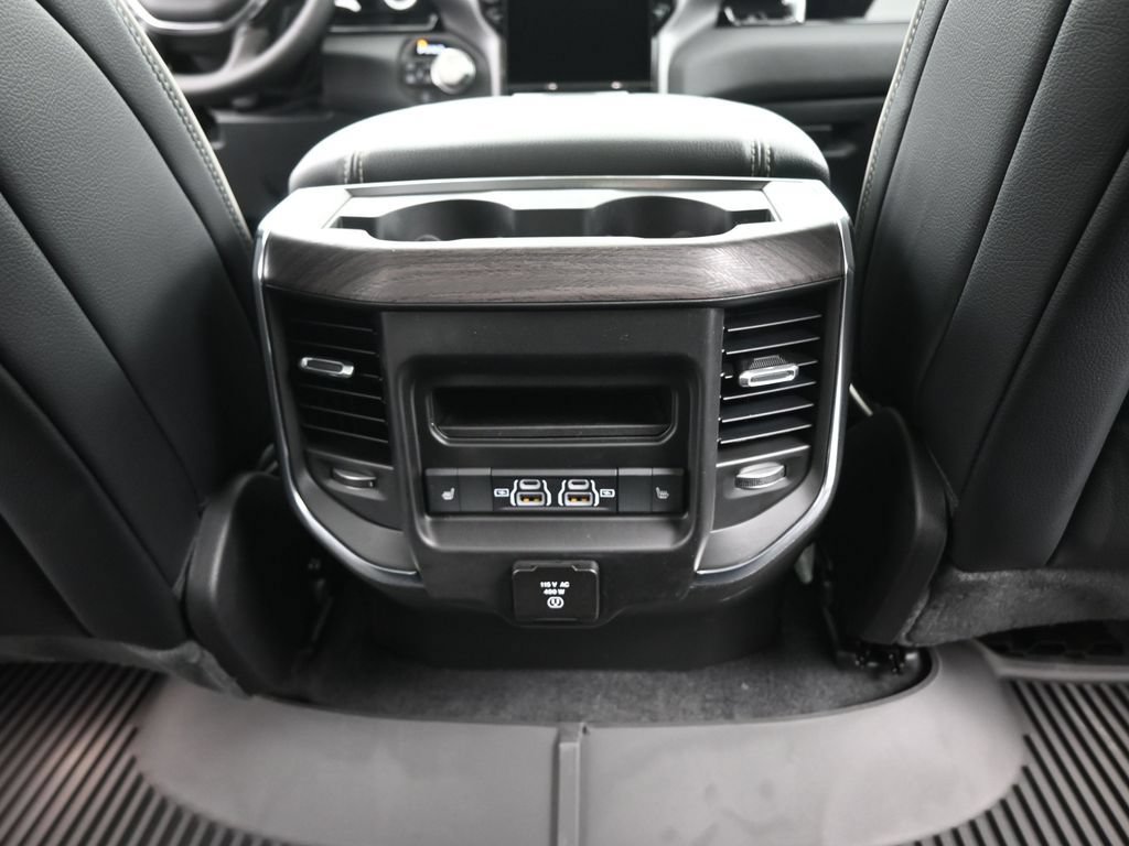 New 2026 RAM 1500 Laramie AWD/4WD image 24
