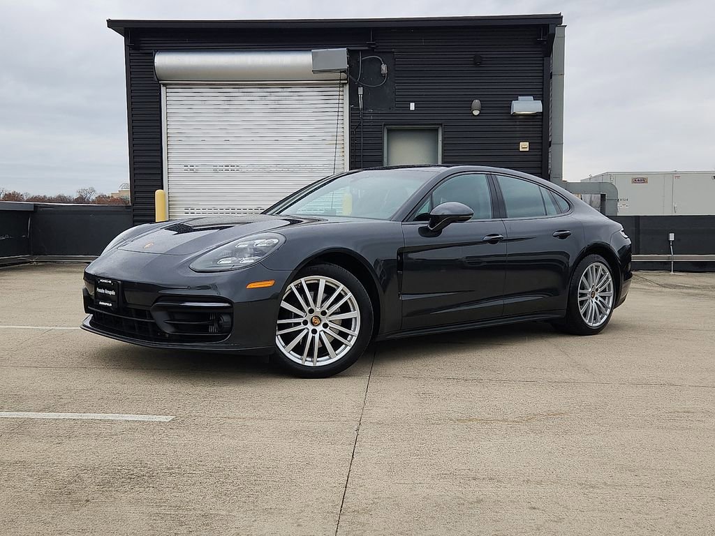 Used 2022 Porsche Panamera image 1
